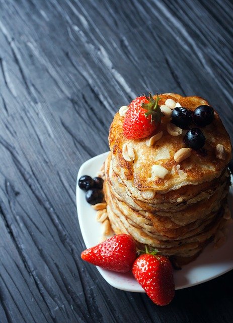 berries, pancakes, breakfast