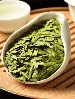 Longjing Tea before Ming Dynasty 2020 New Tea Premium Bean Flavor Spring Tea Boutique Longjing Green Tea Bulk Tea Leaves 250G
